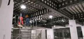 梧州一商场梁，楼板碳纤维加固施工